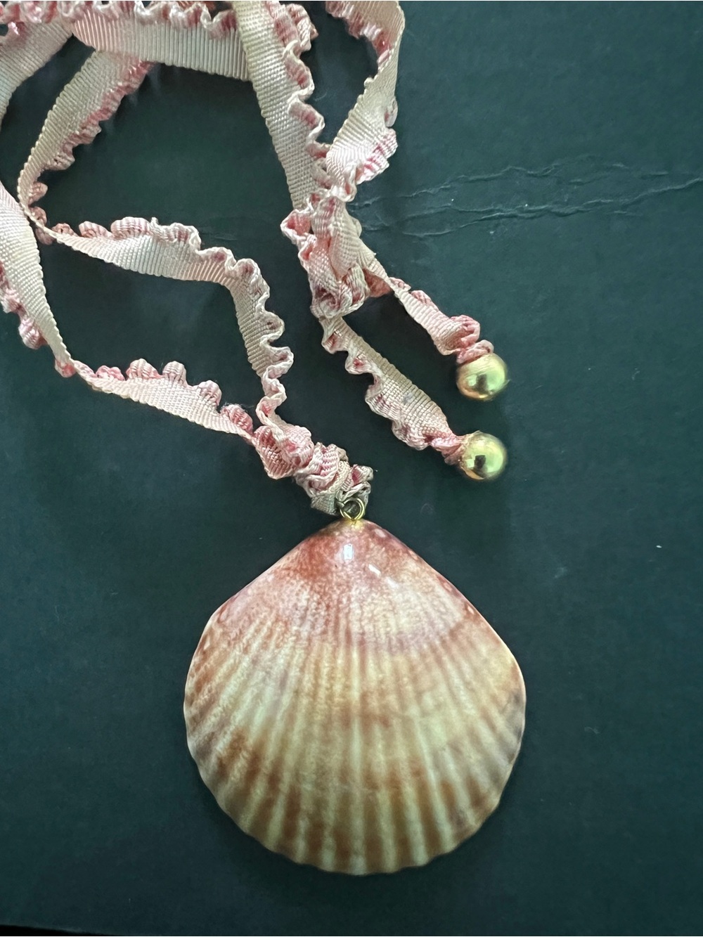 Vintage Shell Pendant Necklace from California